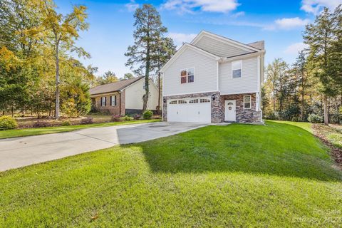 813 Dale Avenue sold home in Valleydale, Charlotte, NC