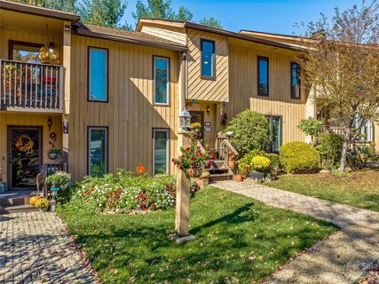 112 Pebble Creek Drive sold condo in Birch Forest Condo, Asheville, NC