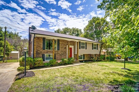 1025 Buckingham Avenue sold home in Kensington Gardens, Gastonia, NC