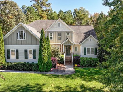 204 Ashmore Circle