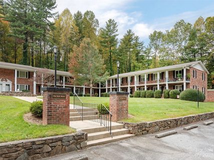 102 Boyd Drive C-2 sold home in Flat Rock Manor, Flat Rock, NC