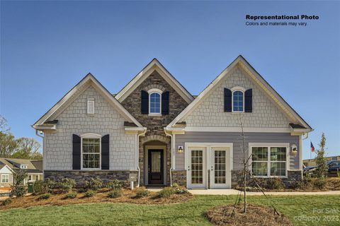 176 White Apple Way BF5 72