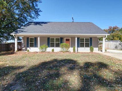 2340 Pinehaven Drive sold home in Pinehaven, Gastonia, NC
