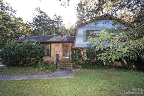 10804 Honey Bee Circle sold home in Innisfree, Charlotte, NC