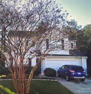 2113 Waters Trail Drive sold home in Woodlands, Charlotte, NC