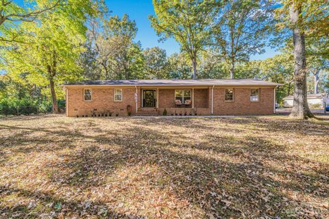 2907 Northwood Drive pending home in Northwood Estates, Monroe, NC