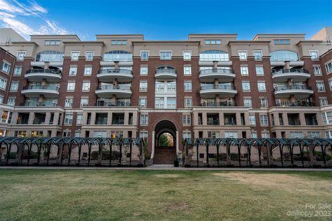 400 N Church Street 513
