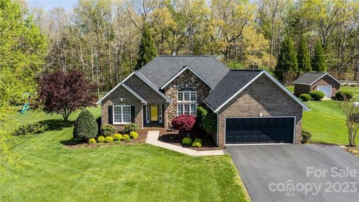 3894 Brickfield Street sold home in Brickfield, Hickory, NC