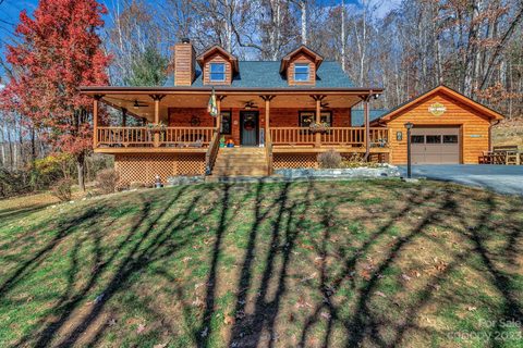 131 Junaluska Oaks Drive sold home in Junaluska Oaks, Waynesville, NC