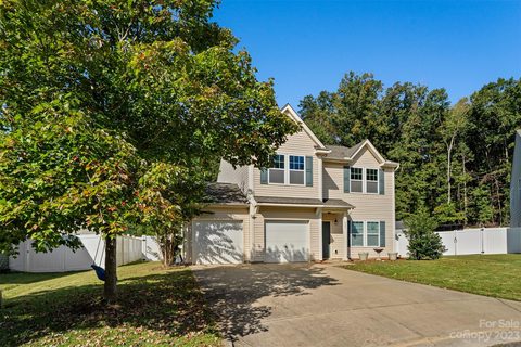 907 Mibbs Place