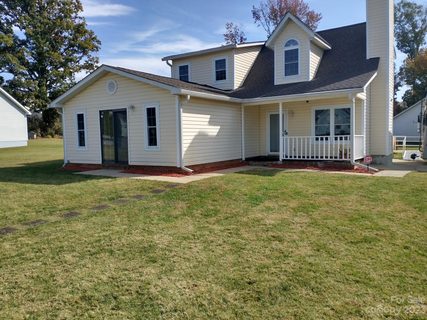 5400 Barnview Court sold home in Poplar Springs, Charlotte, NC