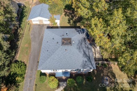 1033 E Front Street sold home in Sunrise Hills, Statesville, NC