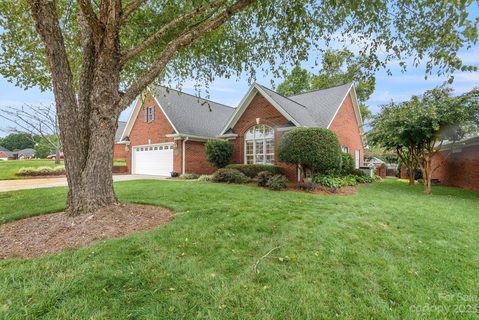 2161 Water Oak Lane sold home in Waterford Place, Gastonia, NC