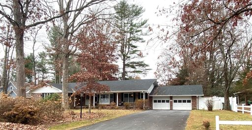 723 Shadywood Lane