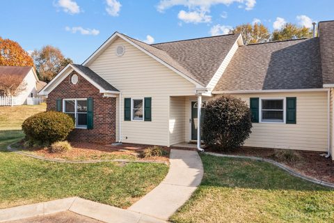 110 Hidden Creek Drive