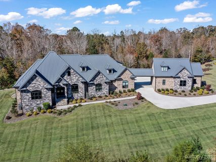 987 Pinnacle Drive sold home in Pinnacle Ridge, Iron Station, NC