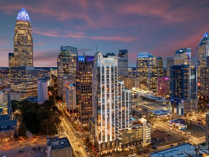 333 W Trade Street 1204