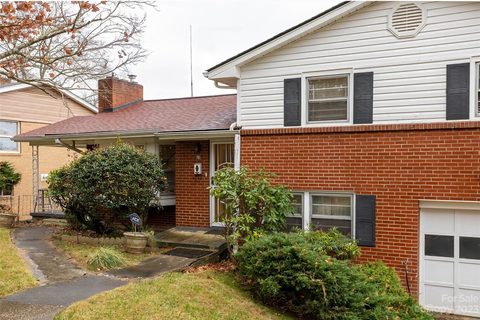 67 Oakland Road sold home in Oakland Forest, Asheville, NC
