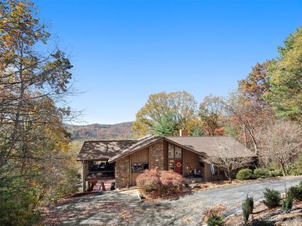 65 Mimosa Way sold home in Timber Creek, Hendersonville, NC