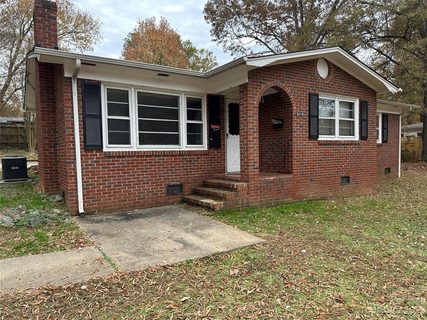 5418 Twin Lane