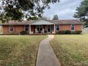 8915 Wedgewood Drive sold home in Huntersville, SC