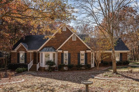 2435 Willowbrook Drive