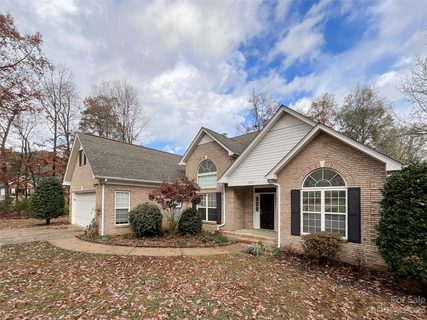 3020 Olde Elizabeth Lane sold home in Cameron Woods, Monroe, NC