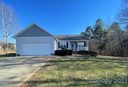 1197 Glenbriar Court sold home in Woodleaf, SC