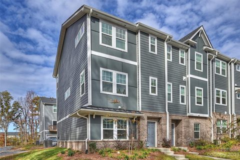 2634 Greenmarket Drive 21 sold townhome in Enclave at City Park, Charlotte, NC