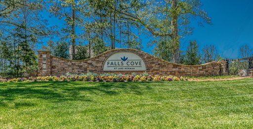 242 Hamptons Cove Road FC 28