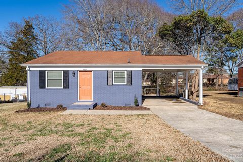 2807 Gail Avenue sold home in Crawford Heights, Gastonia, NC