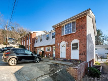 406 Southway Garden Road sold townhome in Southway Gardens, Arden, NC