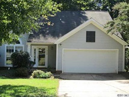 8106 Chestnut Ridge Drive sold home in Chestnut Ridge, Charlotte, NC