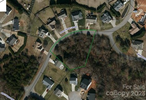 1712 Pipers Ridge Circle sold lot in Pipers Ridge, Conover, NC