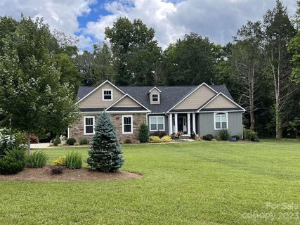 1034 Shadowmoss Court sold home in Cameron Glen Phase 2, Salisbury, NC
