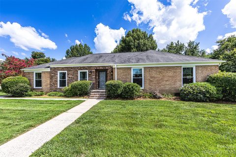 3901 Rea Road
