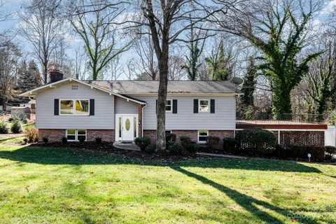 1130 24th Avenue Place 12 sold home in Eastview Acres, Hickory, NC