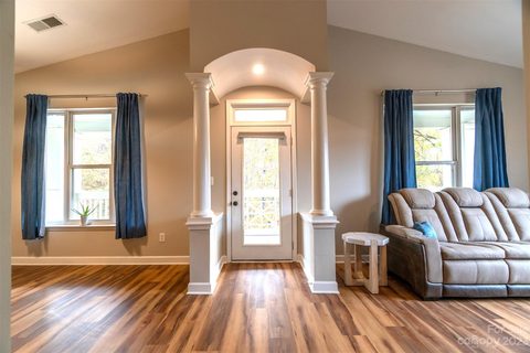 706 Northeast Drive 3 sold home in Spinnaker Reach, Davidson, NC