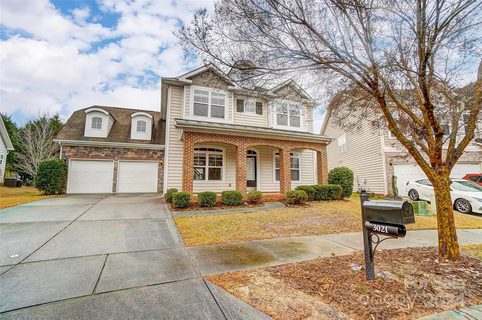 3021 Scottcrest Way