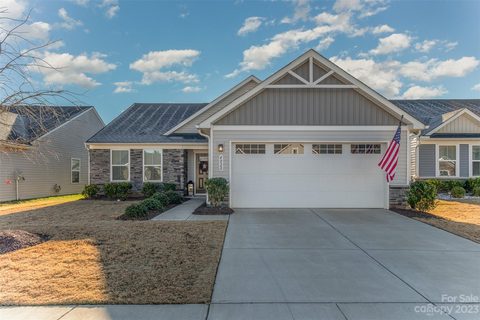 4020 Mackinnon Drive