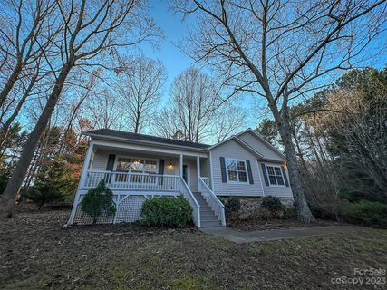 2975 Kay Street sold home in Shangri La, Conover, NC