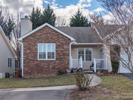 41 N Woodridge View Court 37 sold townhome in Haywood Townes, Hendersonville, NC