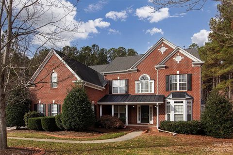 308 Stonewater Bay Lane