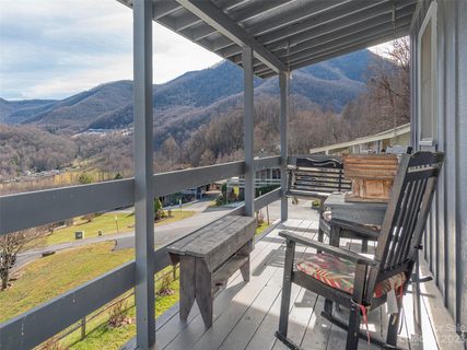 33 Flint Lane sold home in Stoney Ridge, Maggie Valley, NC