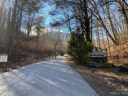 Lot 209 Lasso Lane sold home in Cataloochee Ranch Estates, Waynesville, NC