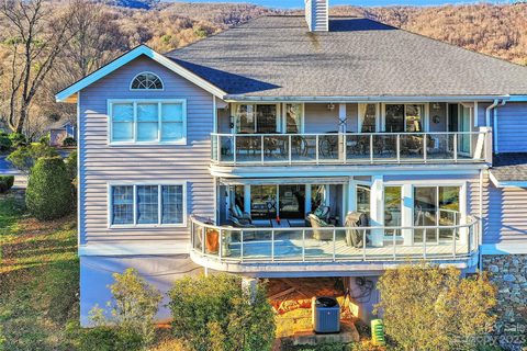 360 Skylark Lane sold townhome in Knoll at Laurel Ridge, Waynesville, NC