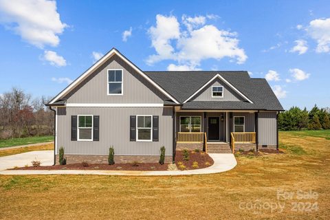 124 Tranquility Lane sold home in Harmony Country Estates, Harmony, NC