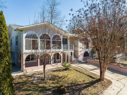 Previously sold for $520,000