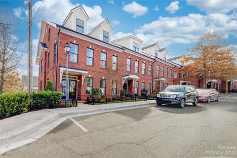 469 S Main Street sold townhome in The Villages of South Main, Davidson, NC