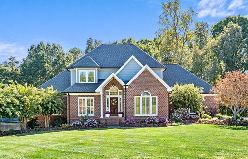 137 Cottontail Lane